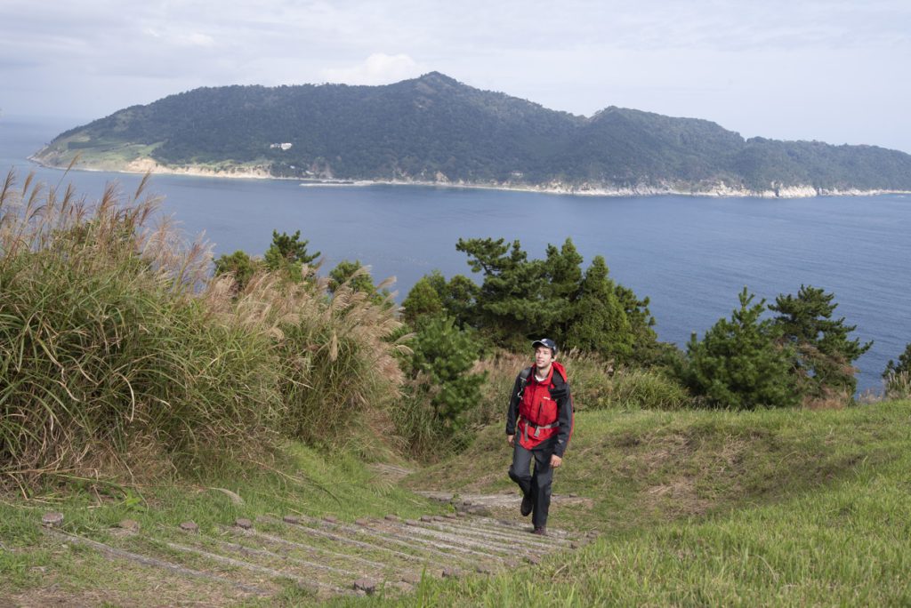 A Trip to Remote Islands to Encounter Cats and Deer [1 Night, 2 Days]
