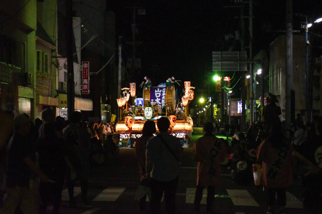 祭りの夜
